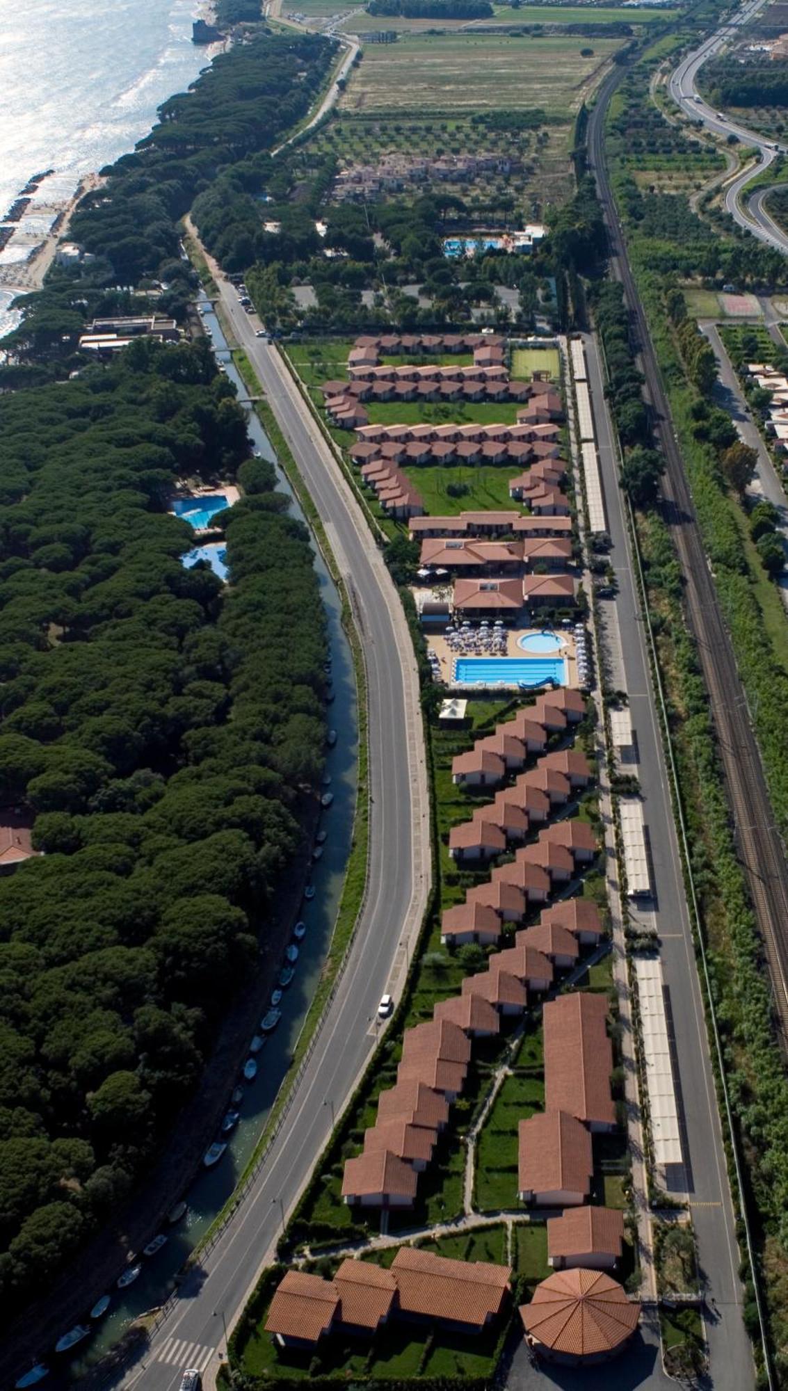Villaggio Il Girasole Follonica Extérieur photo
